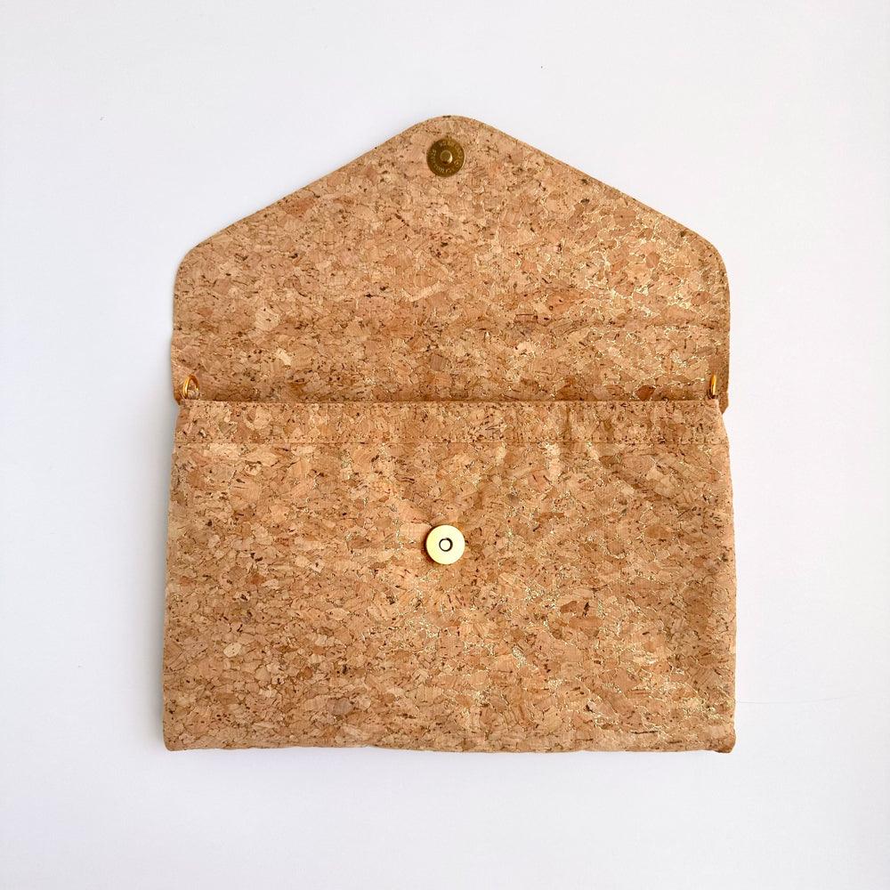 Overall magnetic closure of By The Sea Collection, Aurora, gold vegan cork leather shoulder bag, clutch bag